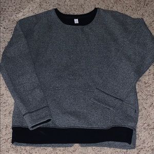 Lululemon crewneck